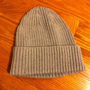 Uniqlo Grey Beanie